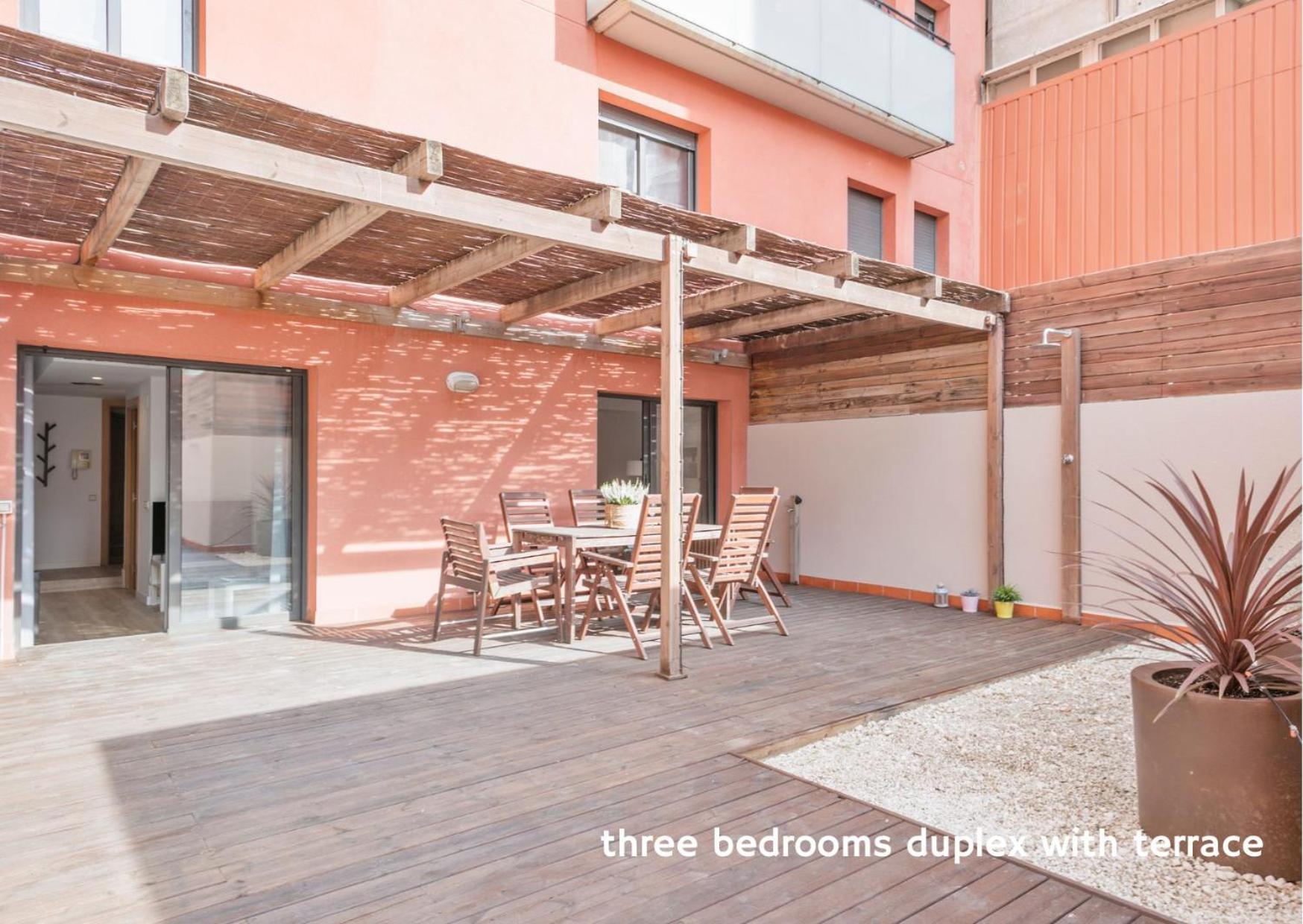 Inside Barcelona Apartments Princep — Photos 3